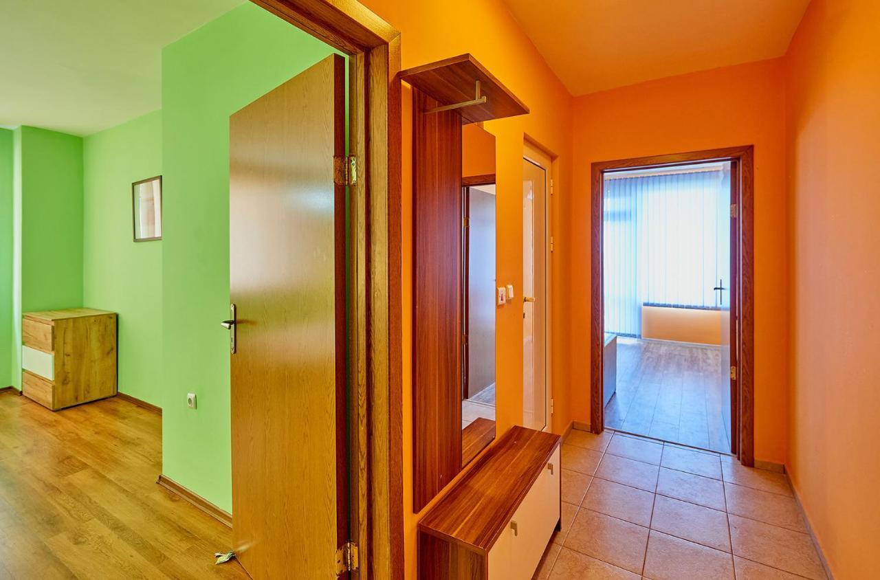 Apartments Dimitrovi Pomorie Exterior photo